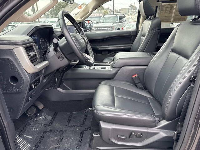2023 Ford Expedition XLT