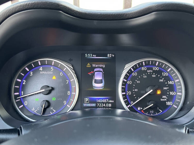 2015 Infiniti Q50 Premium