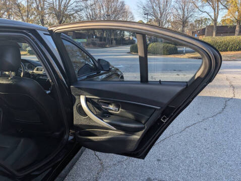 2012 BMW 3 Series 328i