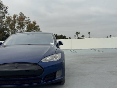 2015 Tesla Model S P85D