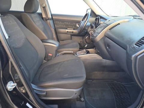 2013 Kia Soul +