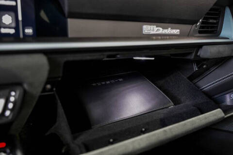 2024 Porsche 911 Dakar