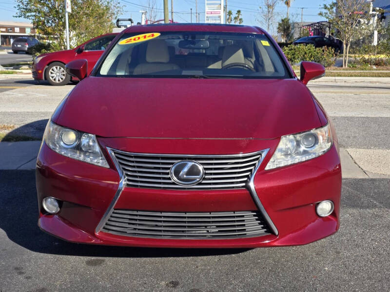 2014 Lexus ES 350 photo 2