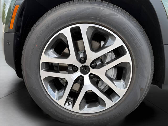 2026 Land Rover Defender 110 P300 S