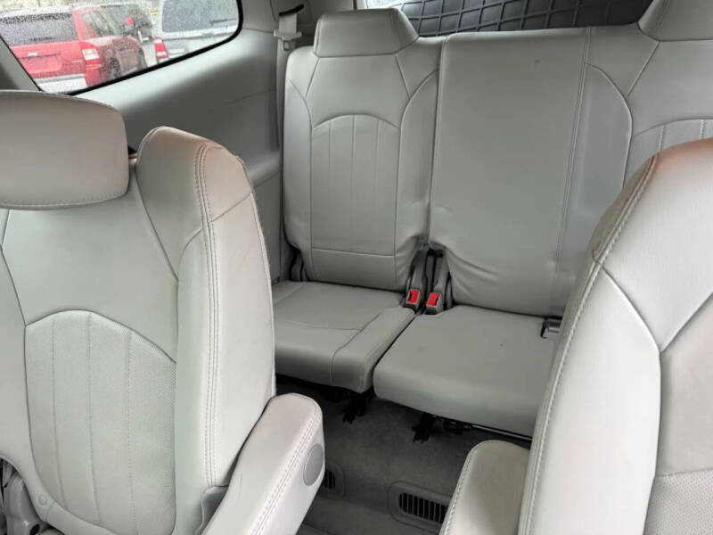 2017 Buick Enclave Leather
