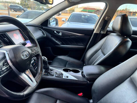 2018 Infiniti Q50 2.0T Luxe