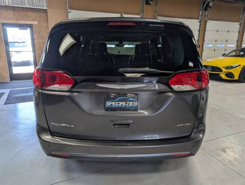 2017 Chrysler Pacifica Limited