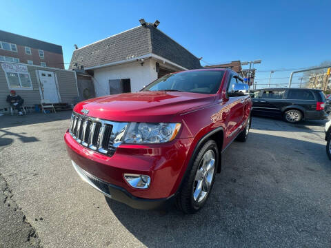 2011 Jeep Grand Cherokee for sale at OFIER AUTO SALES in Freeport NY