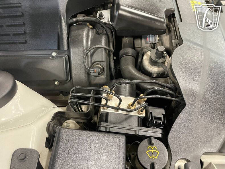 2003 Ford Thunderbird