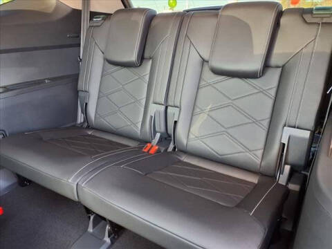 2025 Volkswagen Atlas SE