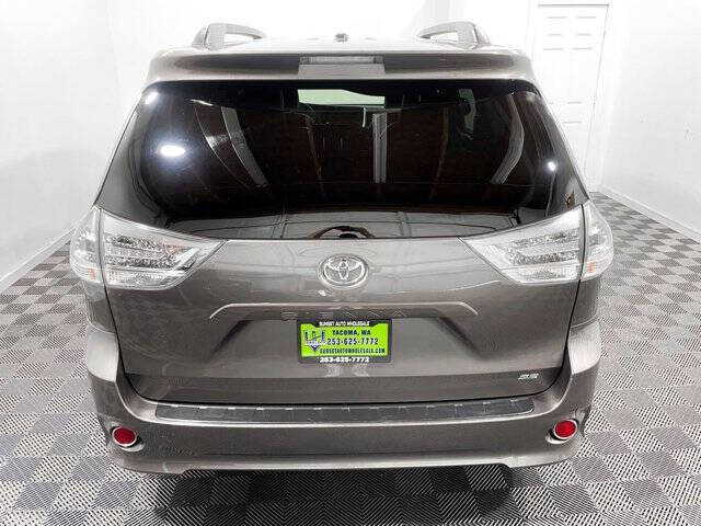 2017 Toyota Sienna