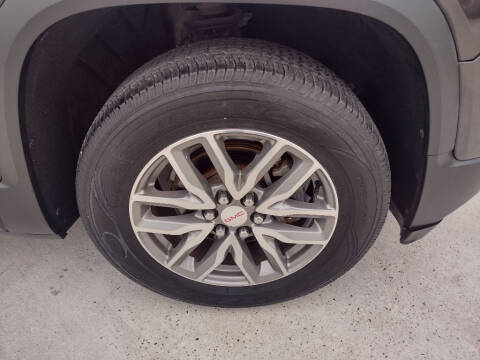 2017 GMC Acadia SLE-2