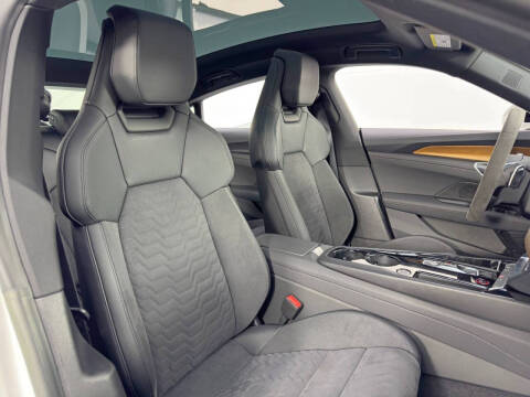 2022 Audi e-tron GT quattro Premium Plus