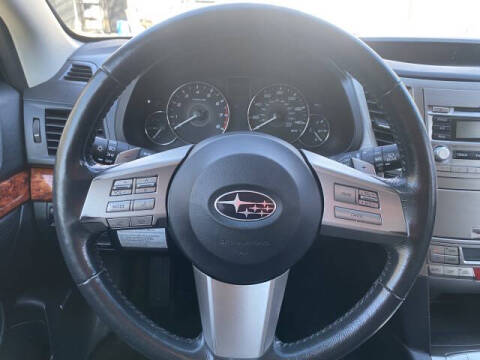 2011 Subaru Outback 2.5i Limited