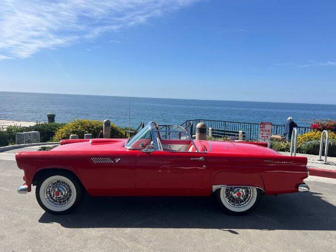 1955 Ford Thunderbird