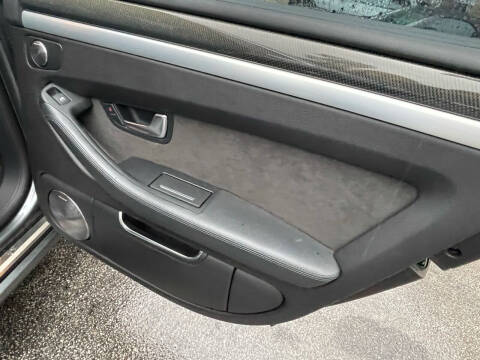 2008 Audi S8 quattro