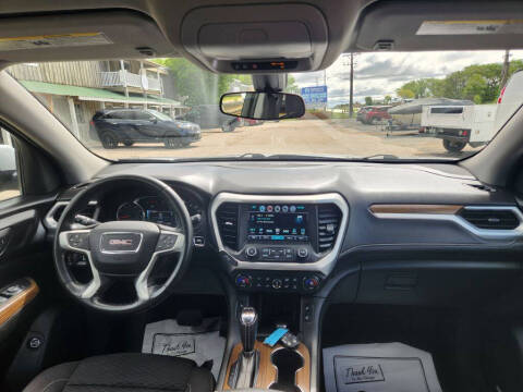 2017 GMC Acadia SLE-2