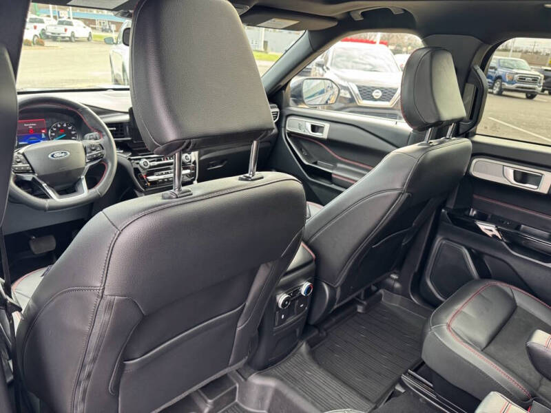 2023 Ford Explorer ST-Line