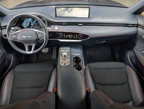 2023 Genesis GV70 2.5T Standard