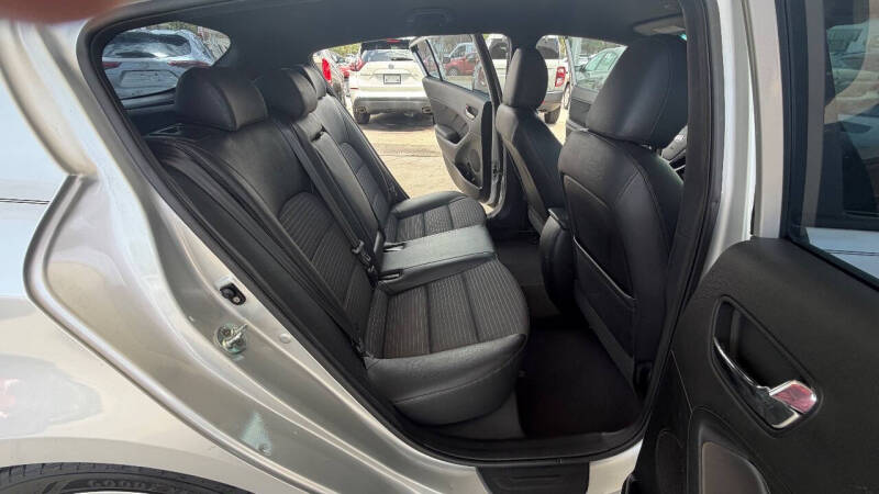 2016 Kia Forte5 SX