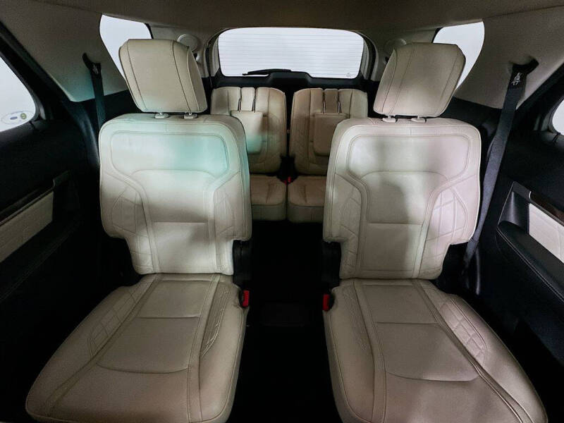 2016 Ford Explorer Platinum