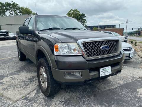 2005 Ford F-150 for sale at Rocket Cars Auto Sales LLC in Des Moines IA