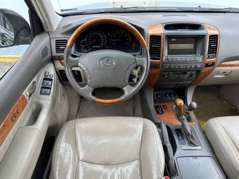 2004 Lexus GX 470