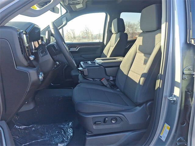 2026 GMC Sierra 1500 Elevation Standard