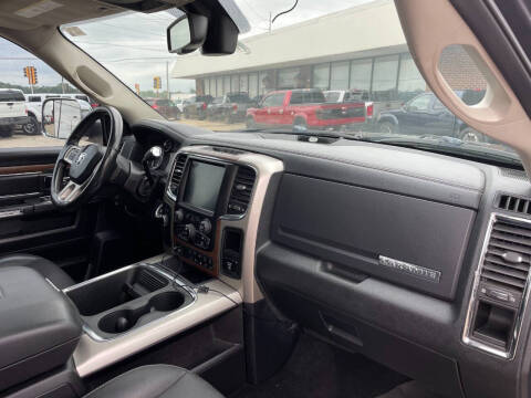 2016 RAM 3500 Laramie