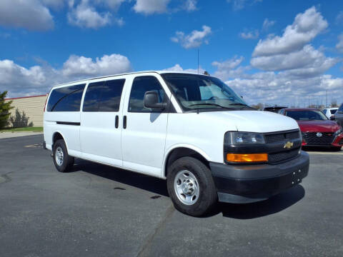2022 Chevrolet Express LS 3500