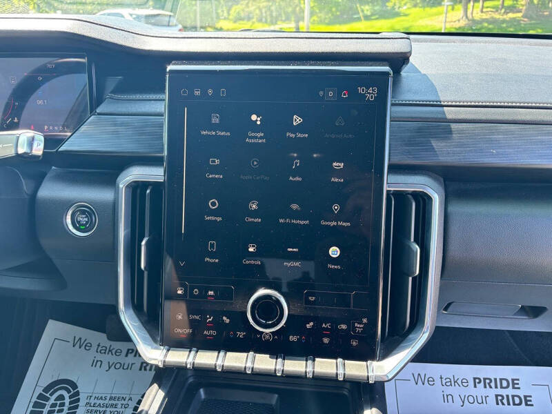 2024 GMC Acadia Elevation