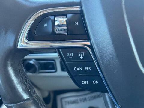 2019 Lincoln Navigator L Select