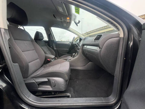 2011 Volkswagen Golf TDI