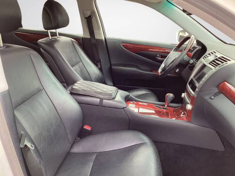 2011 Lexus LS 460