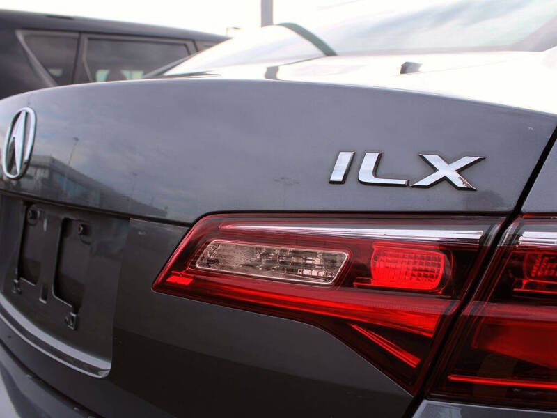 2017 Acura ILX w/Premium