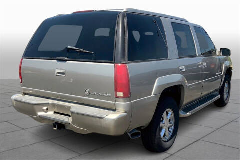 2000 Cadillac Escalade