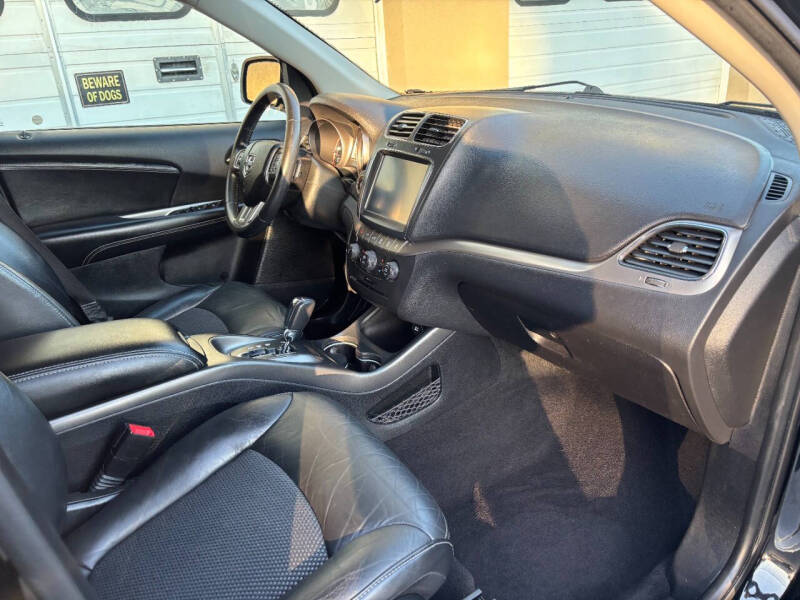 2018 Dodge Journey Crossroad