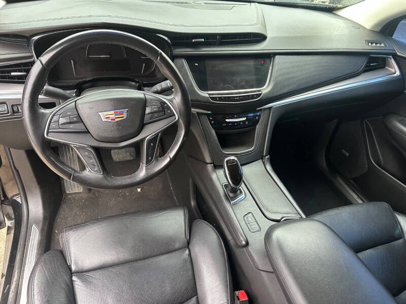 2017 Cadillac XT5 Premium Luxury