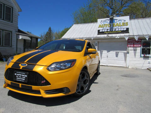 2014 Ford Focus for sale at IK AUTO SALES LLC in Goshen NY