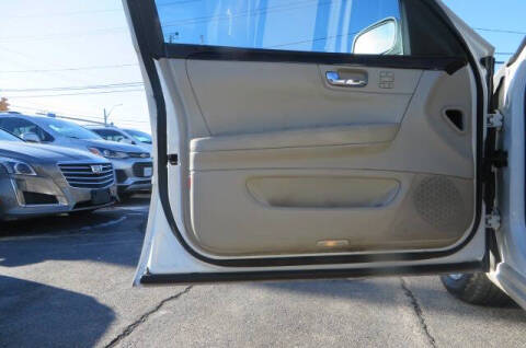 2010 Cadillac DTS Luxury Collection