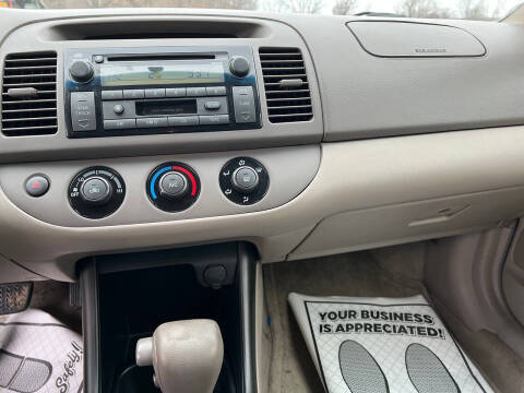 2003 Toyota Camry LE