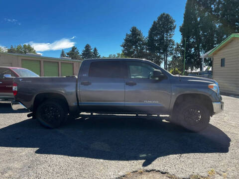 2014 Toyota Tundra SR5