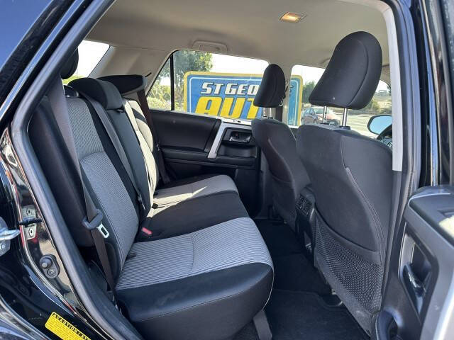 2022 Toyota 4Runner SR5