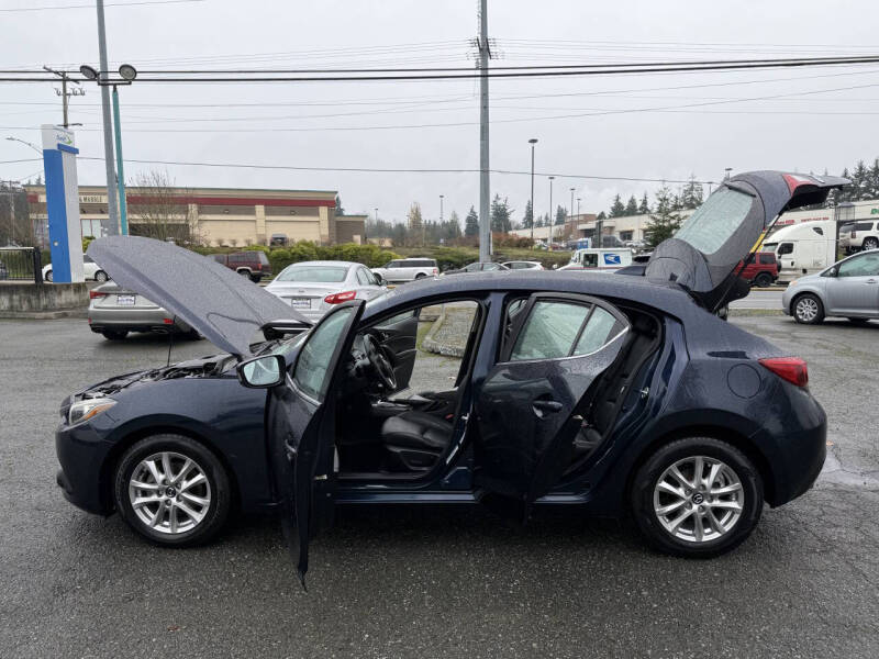 2015 Mazda MAZDA3 i Grand Touring