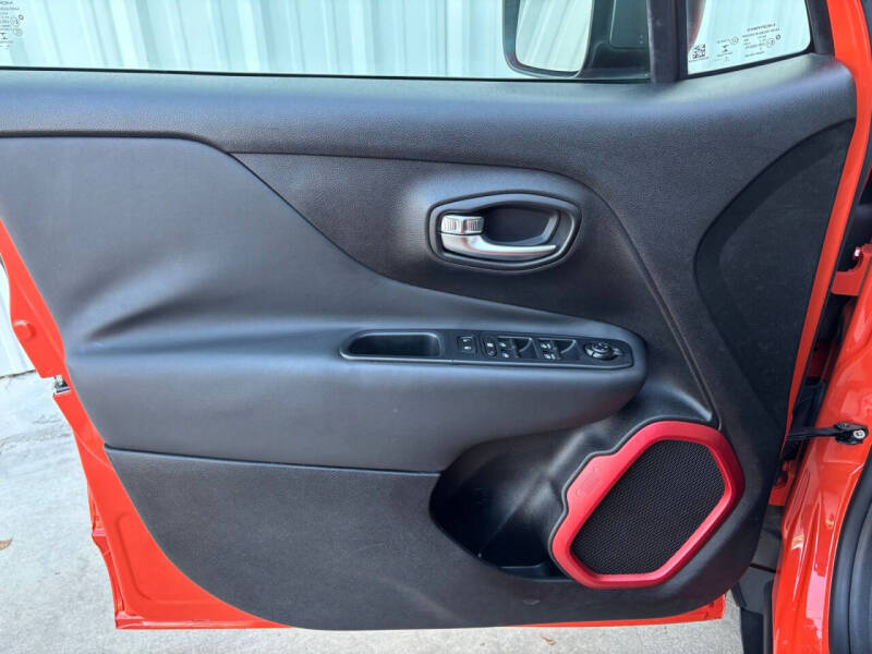 2016 Jeep Renegade Trailhawk