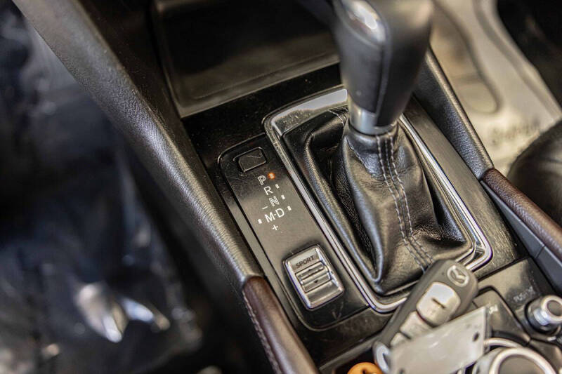 2017 Mazda MAZDA3 Grand Touring