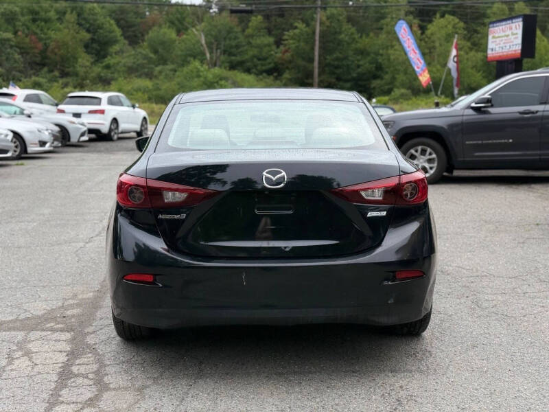2017 Mazda MAZDA3 Sport