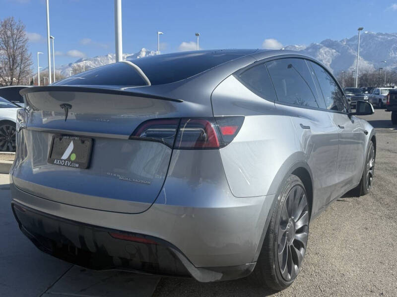 2024 Tesla Model Y Performance