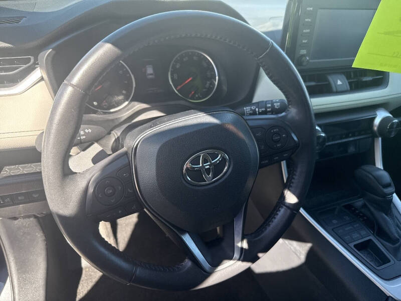 2019 Toyota RAV4 XLE