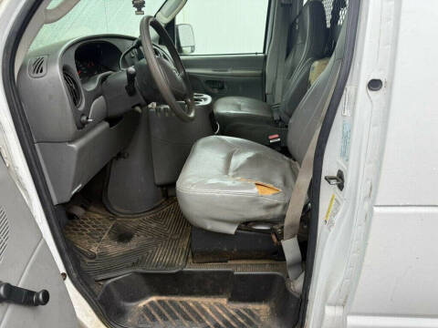 2005 Ford E-Series E-150